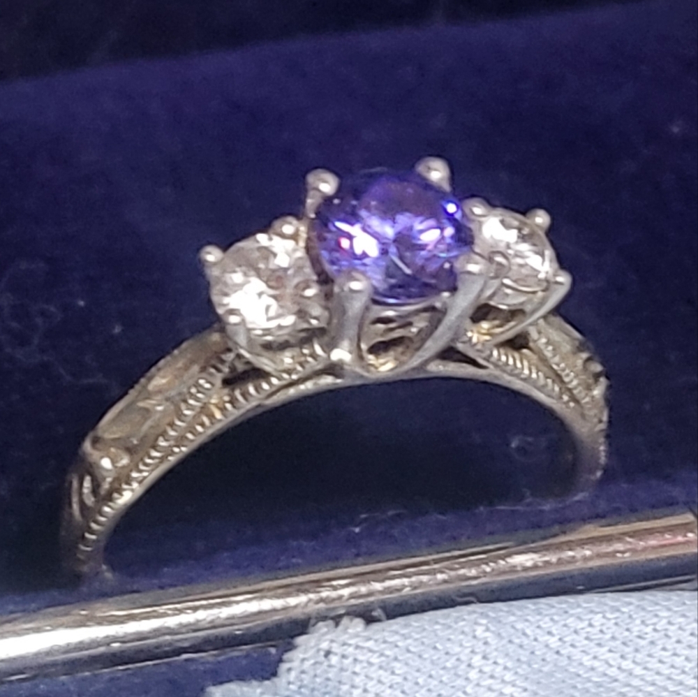 Elegant Silver and Purple Ring